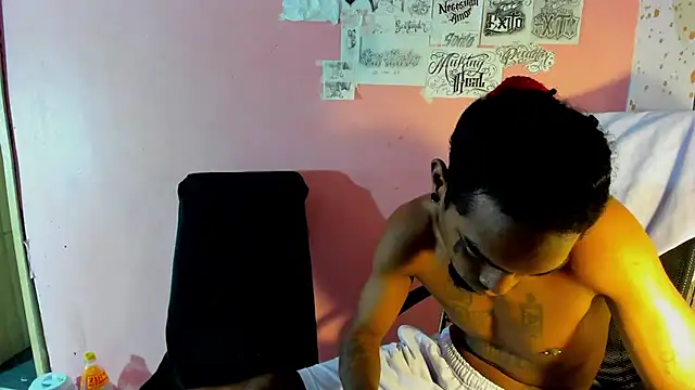 hot ebanospicy online show from April 22, 2026, 3:53 am