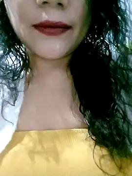 Kasandra02 online show from February 22, 2025, 5:12 am