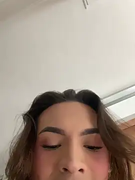 miss Ari online show from January 1, 2025, 7:10 pm