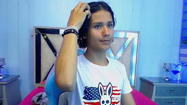 Snapshot of andy_staar chatting on November 21, 2025, 8:07 pm andy staar online show from November 21, 2025, 8:07 pm