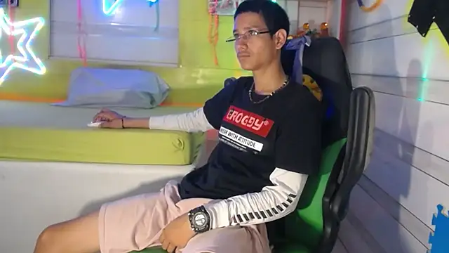 Snapshot of andy_staar chatting on February 27, 2026, 7:03 pm andy staar online show from February 27, 2026, 7:03 pm