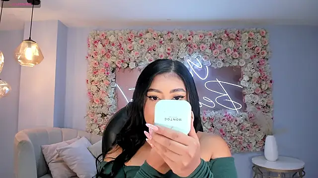 Snapshot of GabriellaLee chatting on March 7, 2026, 3:03 am GabriellaLee online show from March 7, 2026, 3:03 am