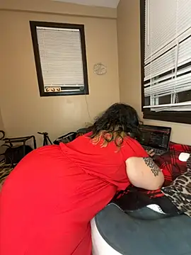 tillymarie34 online show from May 30, 2026, 3:47 am