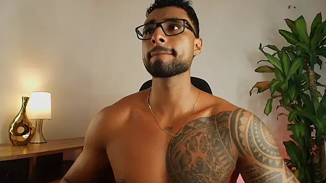 LiamGarcia1 online show from January 8, 2026, 3:53 am