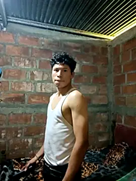 Snapshot of kgmc2 chatting on November 17, 2025, 8:14 pm kgmc2 online show from November 17, 2025, 8:14 pm