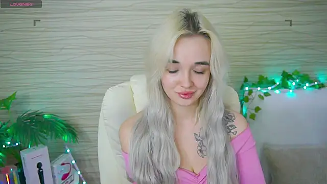 Ashley S online show from February 24, 2025, 11:09 pm