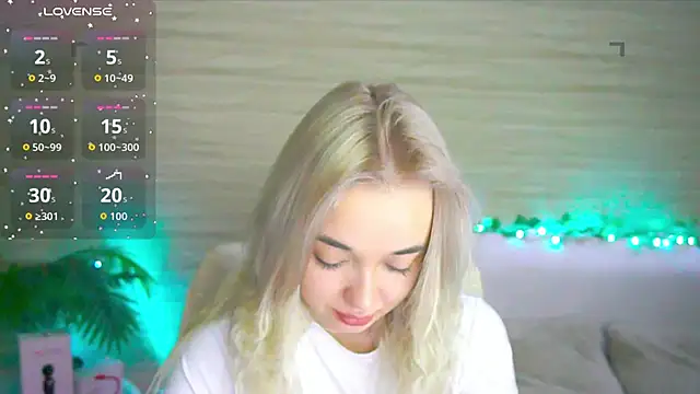 Ashley S online show from September 23, 2025, 10:13 pm