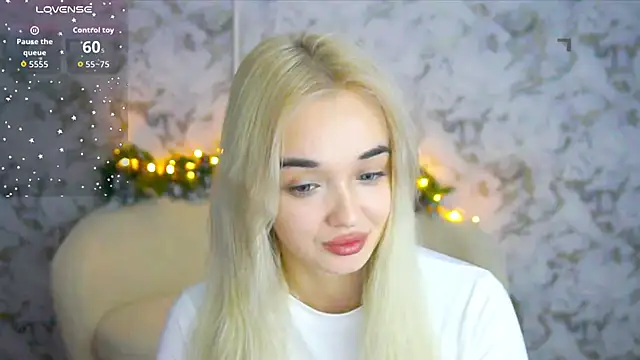 Ashley S online show from December 3, 2025, 11:03 pm