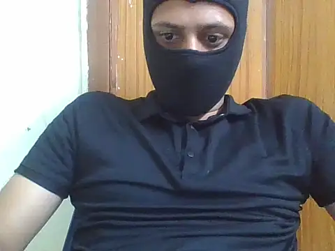 AuntyLover BhabhiLover  online show from February 5, 2025, 5:09 pm