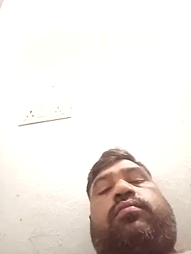 pintuS40 online show from January 12, 2025, 1:53 am