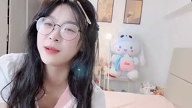 Luminous163 online show from November 7, 2025, 1:22 pm