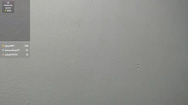 sussy leon online show from March 21, 2025, 12:28 pm