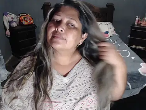 Snapshot of CANDYSWEET51 chatting on March 13, 2026, 11:11 pm CANDYSWEET51 online show from March 13, 2026, 11:11 pm