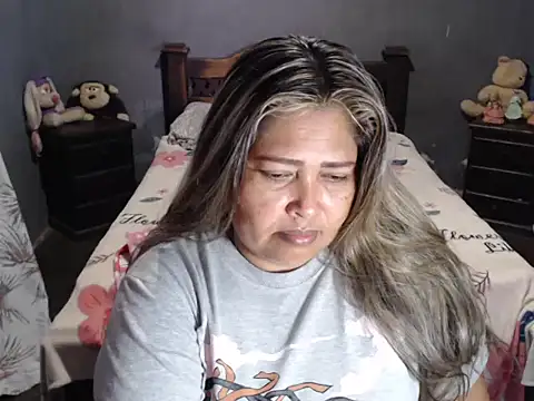 Snapshot of CANDYSWEET51 chatting on April 15, 2026, 2:24 pm CANDYSWEET51 online show from April 15, 2026, 2:24 pm