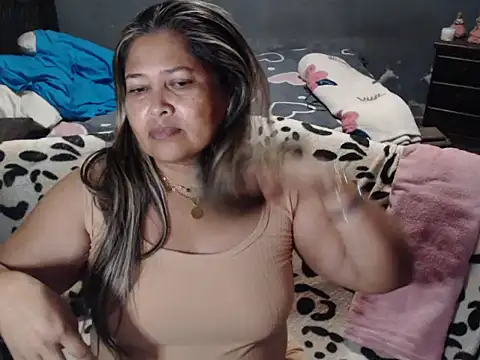 CANDYSWEET51 online show from May 31, 2026, 1:47 am