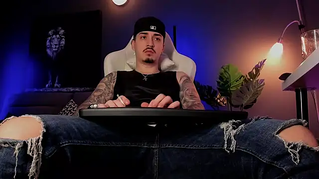 uptomatty online show from March 23, 2026, 8:29 am