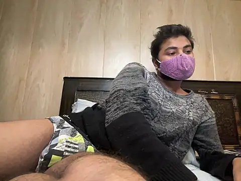 Snapshot of HornyLonda04 chatting on January 17, 2025, 7:38 pm HornyLonda04 online show from January 17, 2025, 7:38 pm