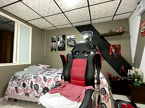 marcel crawford96 online show from September 24, 2025, 3:26 pm