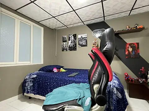 marcel crawford96 online show from October 23, 2025, 2:27 pm