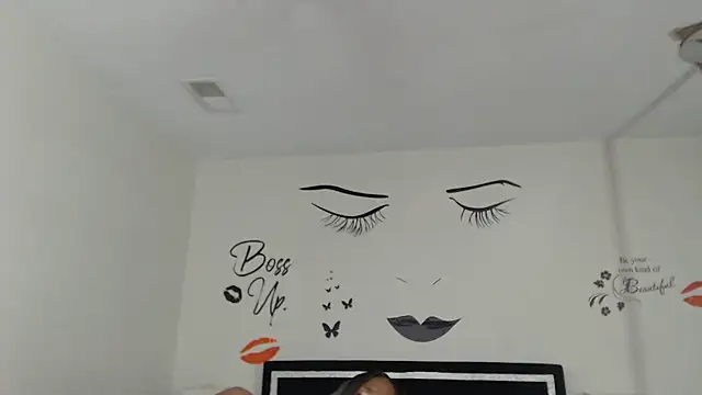 Snapshot of chocolatefantasyxxox chatting on December 4, 2024, 12:41 am chocolatefantasyxxox online show from December 4, 2024, 12:41 am