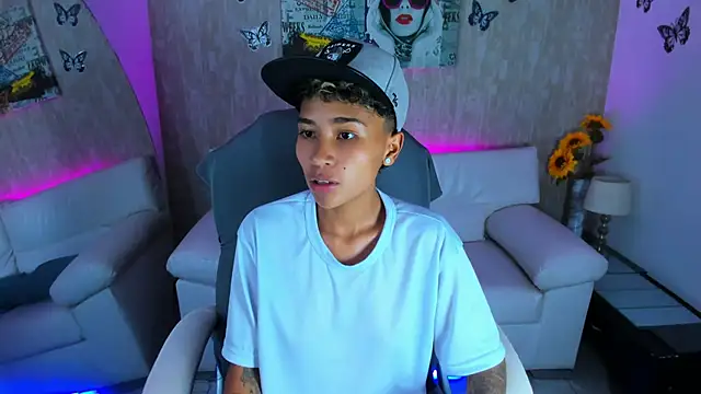 nova sex01 online show from December 4, 2025, 4:22 am