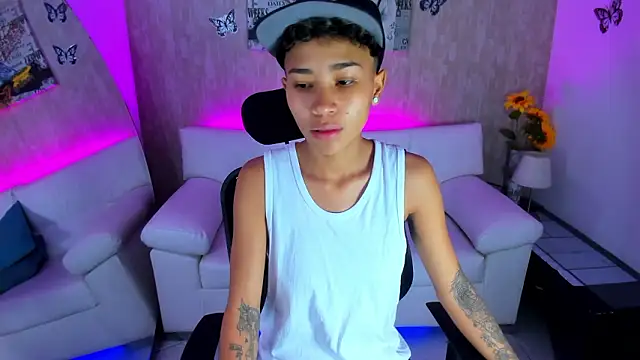 nova sex01 online show from February 5, 2026, 5:23 am