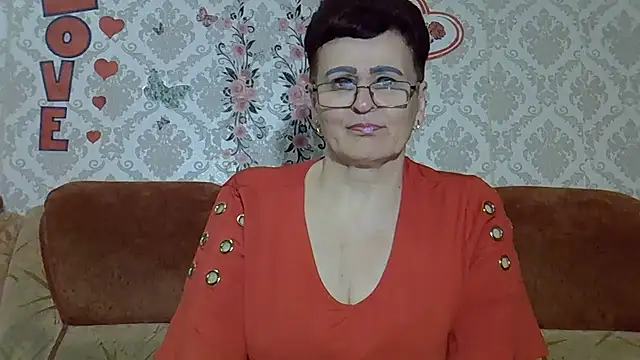 PaulaGolden online show from June 4, 2026, 6:58 pm