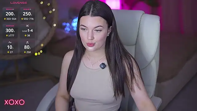 YourLolaBunny online show from April 13, 2026, 1:05 pm