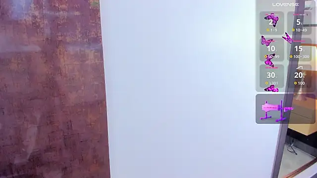 zoi jazmin online show from March 27, 2026, 4:07 am