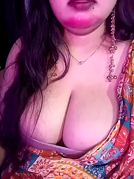 Suhanakhan00 online show from March 24, 2026, 7:30 pm