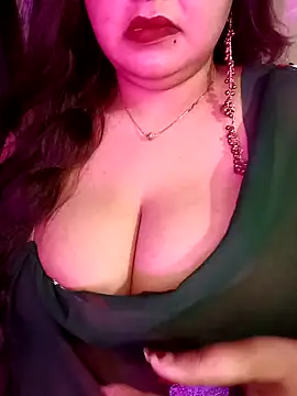 Suhanakhan00 online show from May 2, 2026, 8:08 am