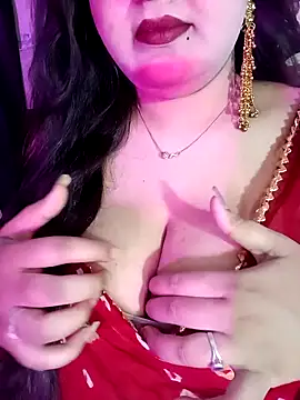 Suhanakhan00 online show from May 28, 2026, 7:00 pm