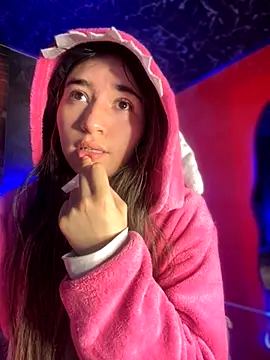 Sophie LS online show from October 9, 2025, 2:53 am