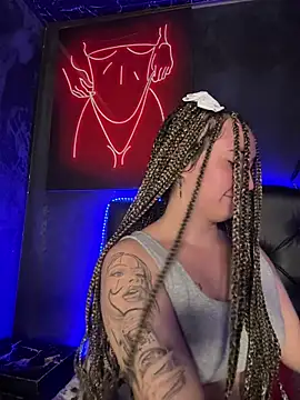 Sophie LS online show from February 17, 2026, 2:52 am