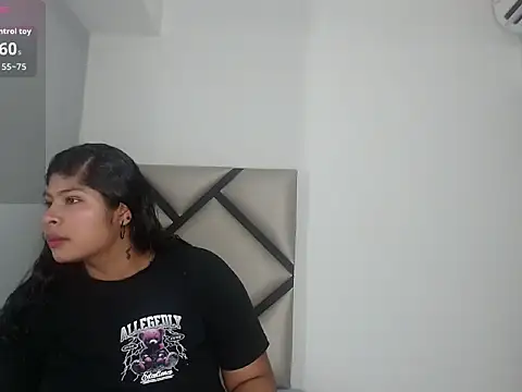 Snapshot of izabellElisa chatting on January 14, 2026, 3:34 am izabellElisa online show from January 14, 2026, 3:34 am