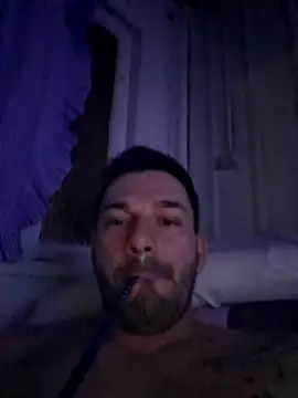 KAZADO LIBERAL online show from November 1, 2025, 10:34 pm