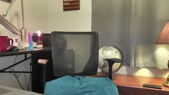 Scotty52838 online show from September 25, 2025, 4:38 am