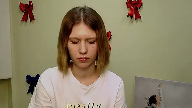 StellaCRL online show from February 14, 2025, 3:36 pm