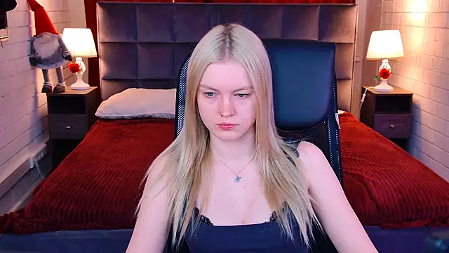 GraceGlamour online show from February 25, 2026, 5:06 am