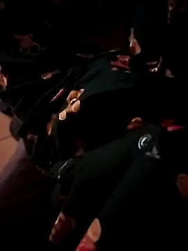 ptrz990 online show from November 24, 2025, 9:36 pm