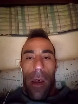 Snapshot of MownRender chatting on November 18, 2025, 2:32 pm MownRender online show from November 18, 2025, 2:32 pm