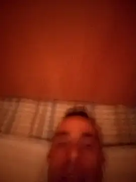 Snapshot of MownRender chatting on December 2, 2025, 10:38 pm MownRender online show from December 2, 2025, 10:38 pm