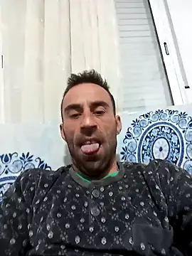 Snapshot of MownRender chatting on February 21, 2026, 10:33 pm MownRender online show from February 21, 2026, 10:33 pm