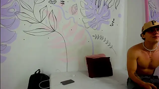 EVAN XOX online show from January 9, 2025, 9:58 pm