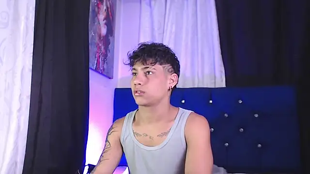 Sexys Boys Hot1 online show from February 21, 2026, 1:34 pm