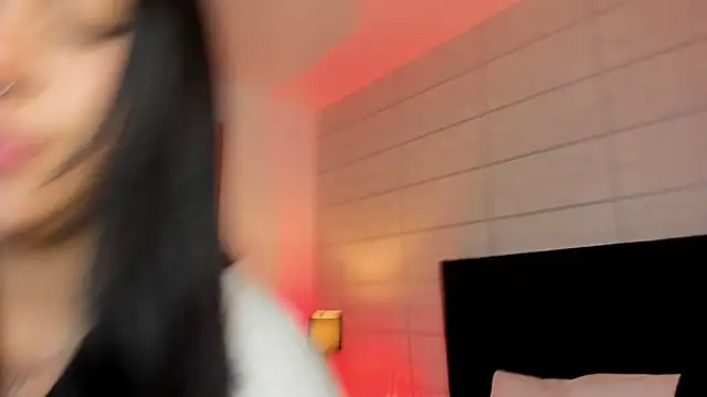 Christine Laam online show from December 1, 2025, 12:10 pm