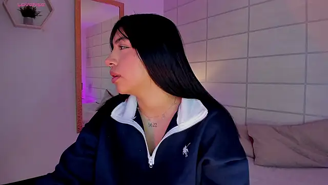 Snapshot of Christine_Laam chatting on March 3, 2026, 12:22 pm Christine Laam online show from March 3, 2026, 12:22 pm