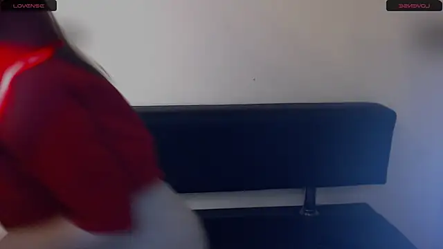 LaimaV  online show from March 6, 2026, 8:49 pm