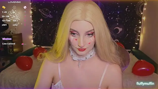 Fluffy muffin  online show from February 14, 2025, 9:10 pm