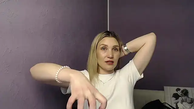 Snapshot of _sexy_lady chatting on December 3, 2024, 11:22 am sexy lady online show from December 3, 2024, 11:22 am